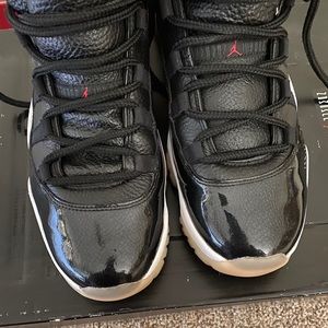 Jordan 11 ( 72-10 )